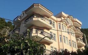 Pembe Köşk Apart Otel